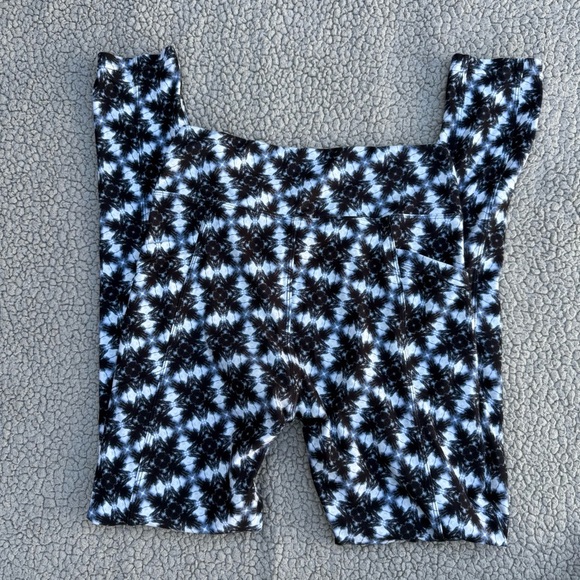 Wolven Kona Crossover Pocket Legging - Picture 6 of 6